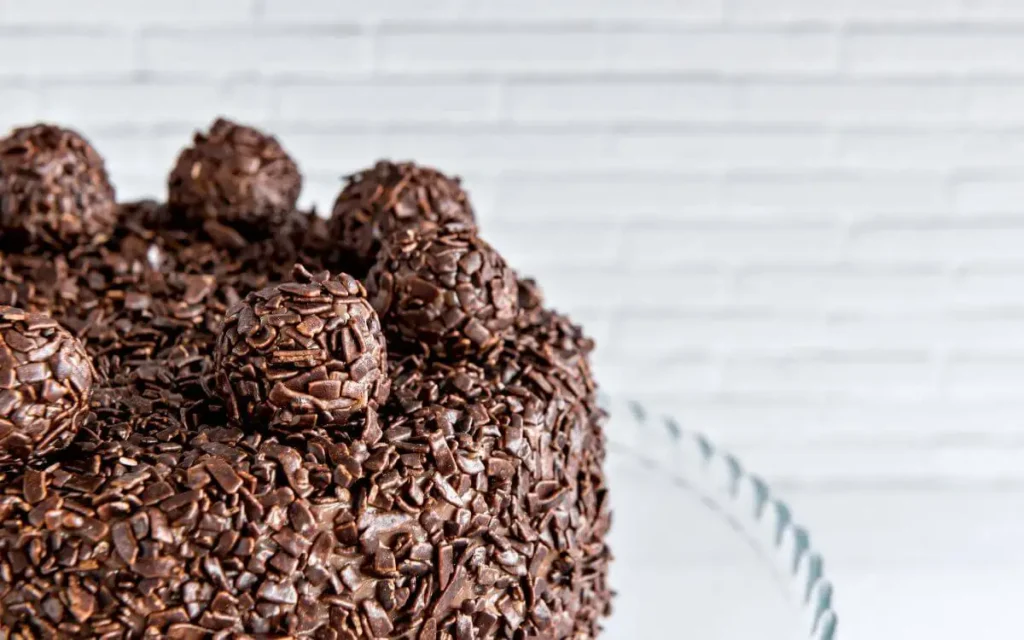 receita-de-torta-de-brigadeiro-com-mel