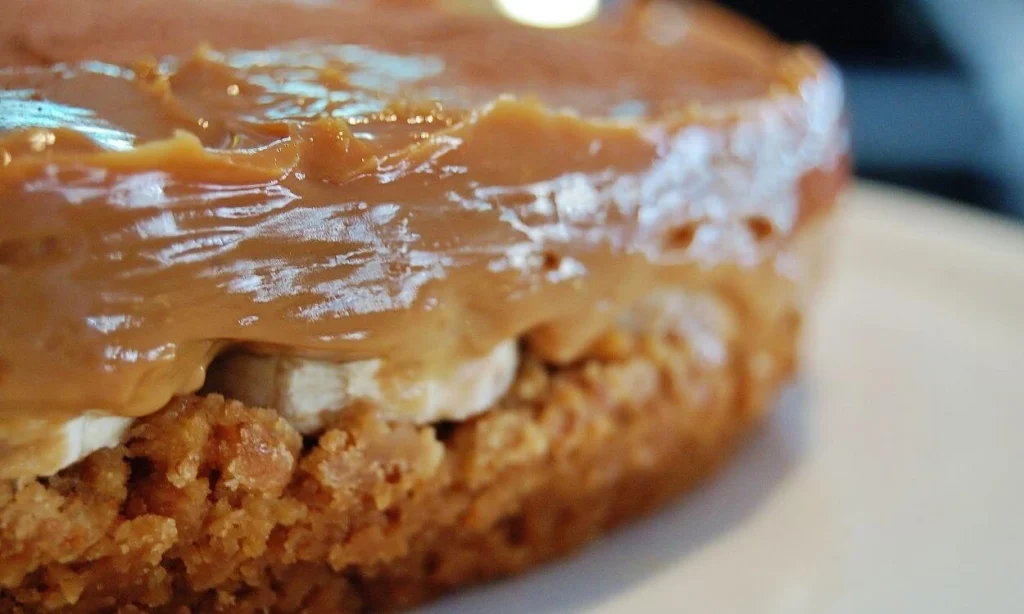 banoffee-de-banana-na-travessa