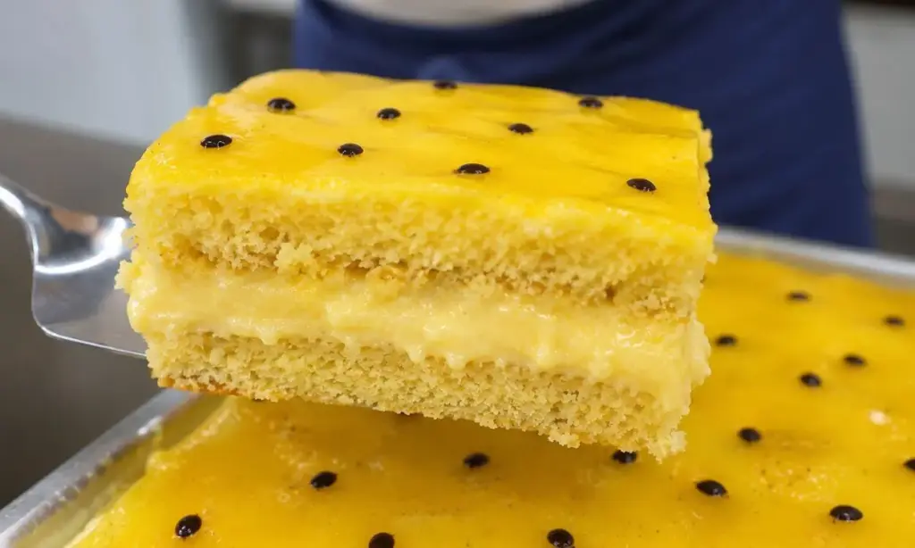 BOLO-MOUSSE-DE-MARACUJA-COM-LEITE-NINHO